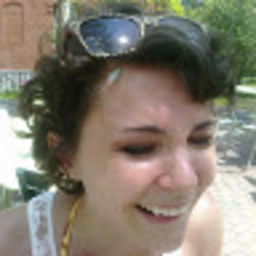Meet your Posher, Leslie